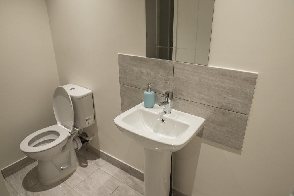 דוסברי Town Centre Apartments מראה חיצוני תמונה