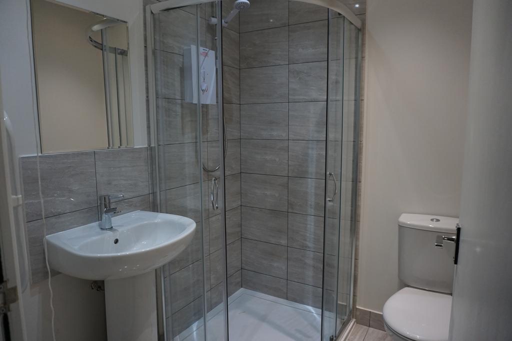 דוסברי Town Centre Apartments מראה חיצוני תמונה