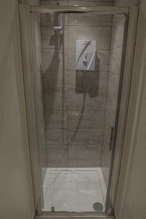 דוסברי Town Centre Apartments מראה חיצוני תמונה